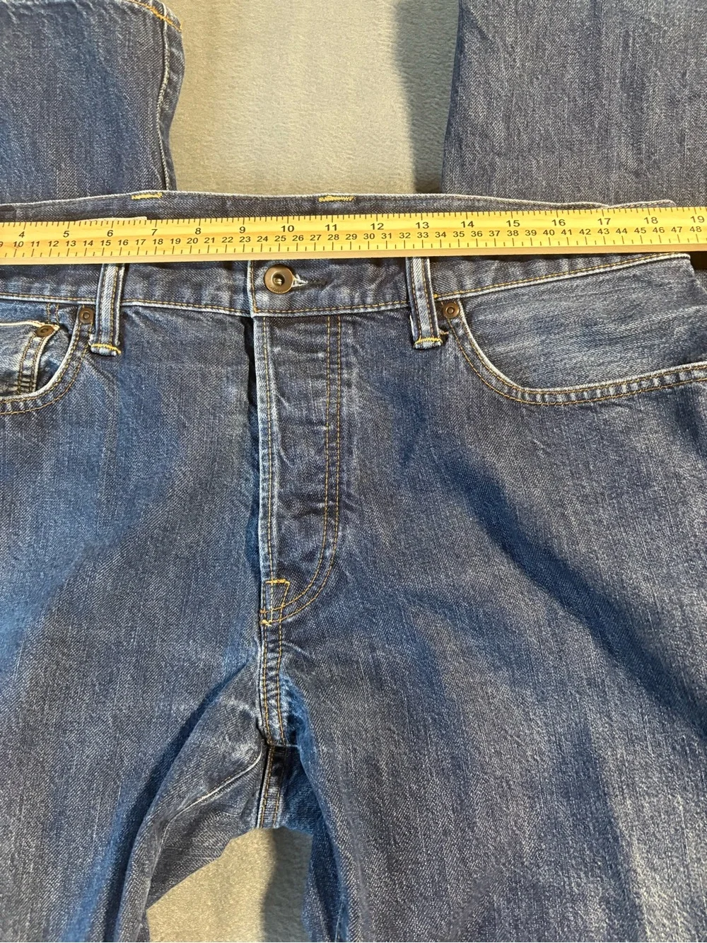 Men's Straight-Leg Jeans in Dark Blue Denim